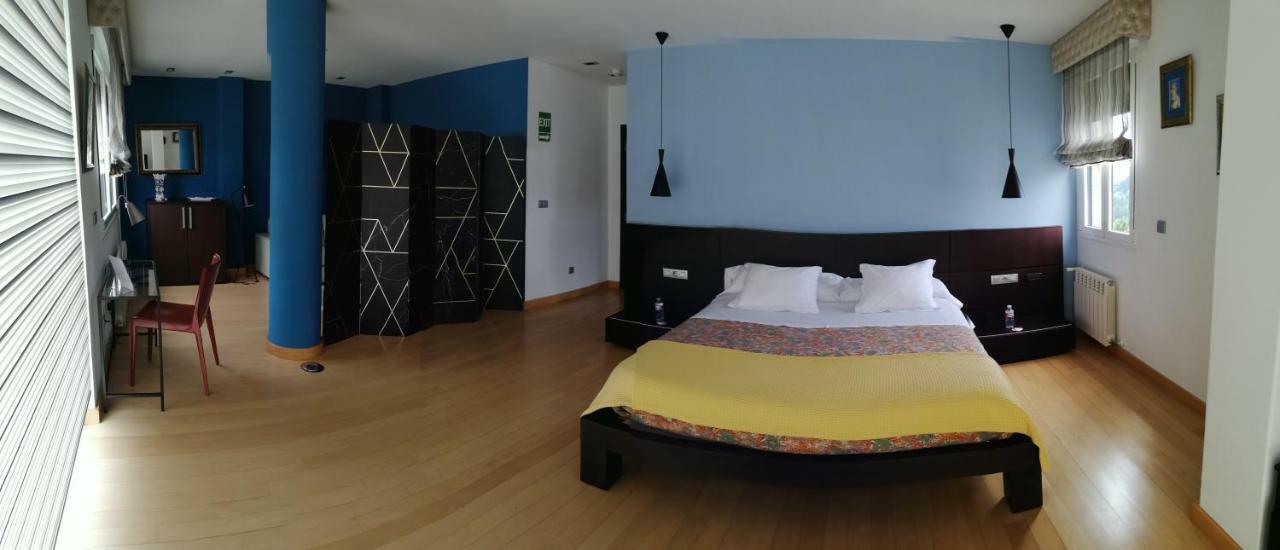 Pensión Suites Camiño Norte Collado Villalba Exterior foto